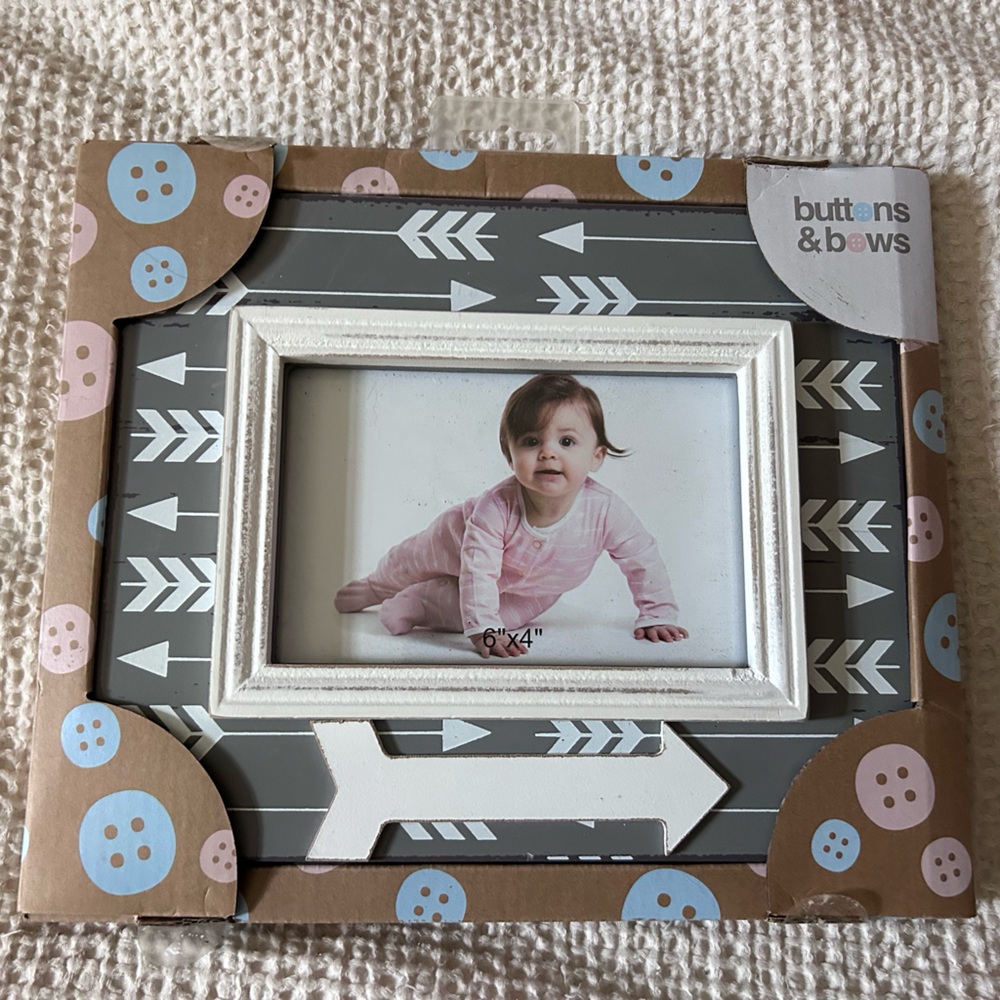 Gray and White Picture Frame